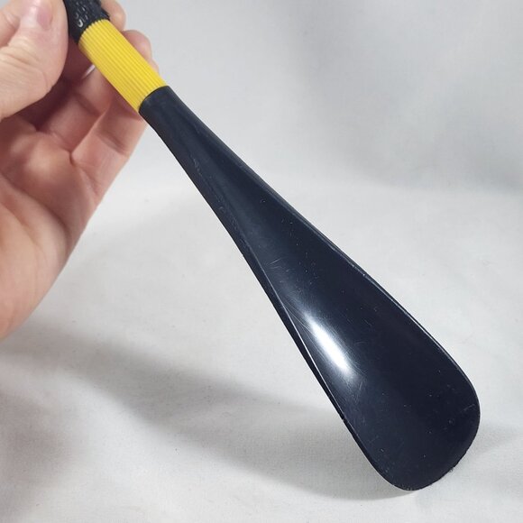 Vintage Japanese Dragon Shoehorn Black Fantasy Asian Style Mythical Beast Wand - Picture 9 of 9